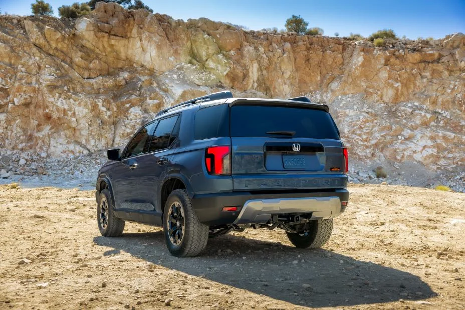 2027-honda-trailsport-2.webp